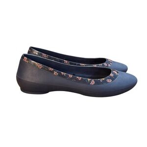 Crocs Lina Shiny Graphic Flat Navy Blue Flats Women’s Size 9